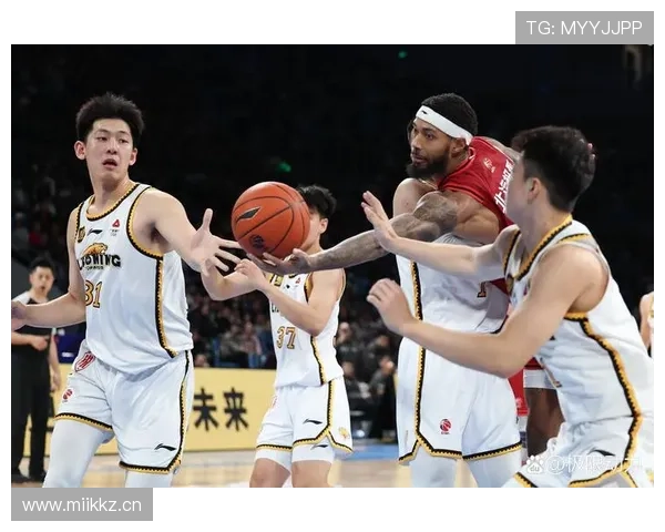 基于多维数据的篮球赛事表现分析与胜负趋势研究战术执行与关键球员影响评估